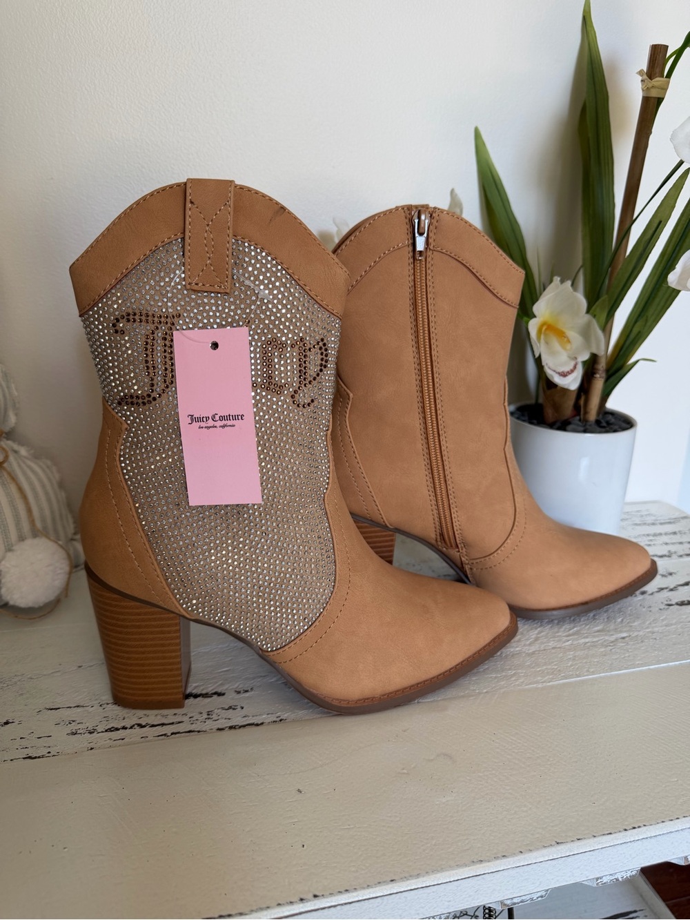 NWT Juicy Couture Beige/Tan Rhinestone Western Block Heel Boots